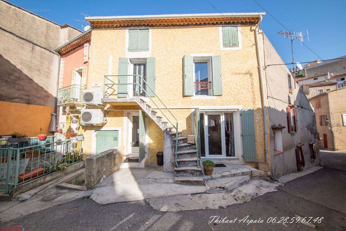 Maison à VINON-SUR-VERDON