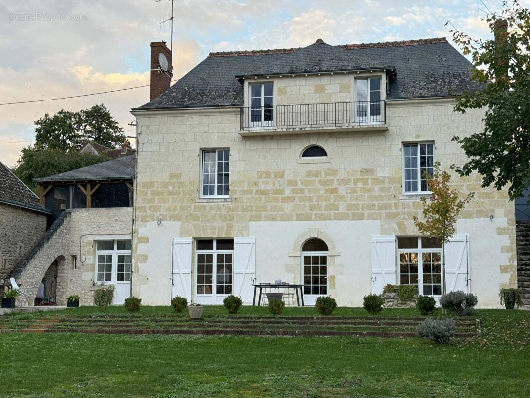 Maison à AZAY-LE-RIDEAU