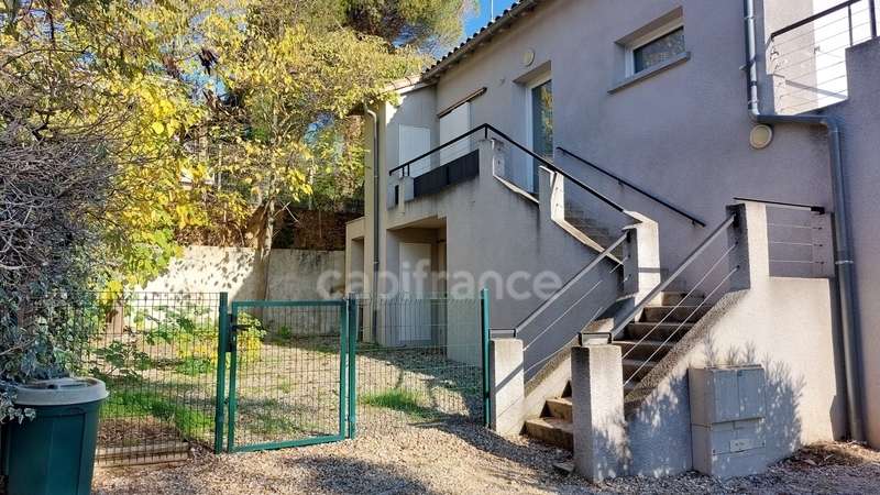 Appartement à VILLENEUVE-LES-AVIGNON