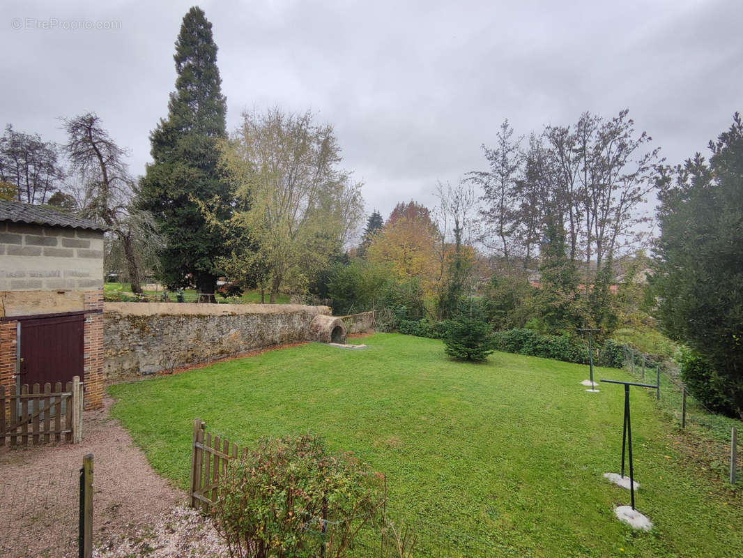 Maison à LONGNY-AU-PERCHE