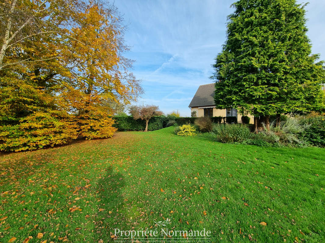 Maison à BERNAY