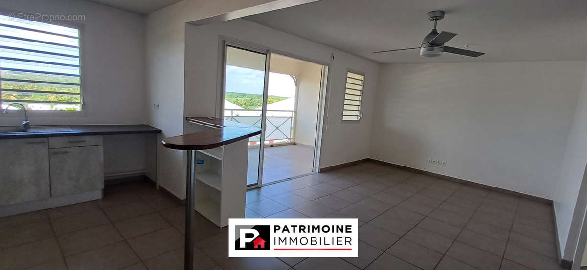 Appartement à PETIT-BOURG