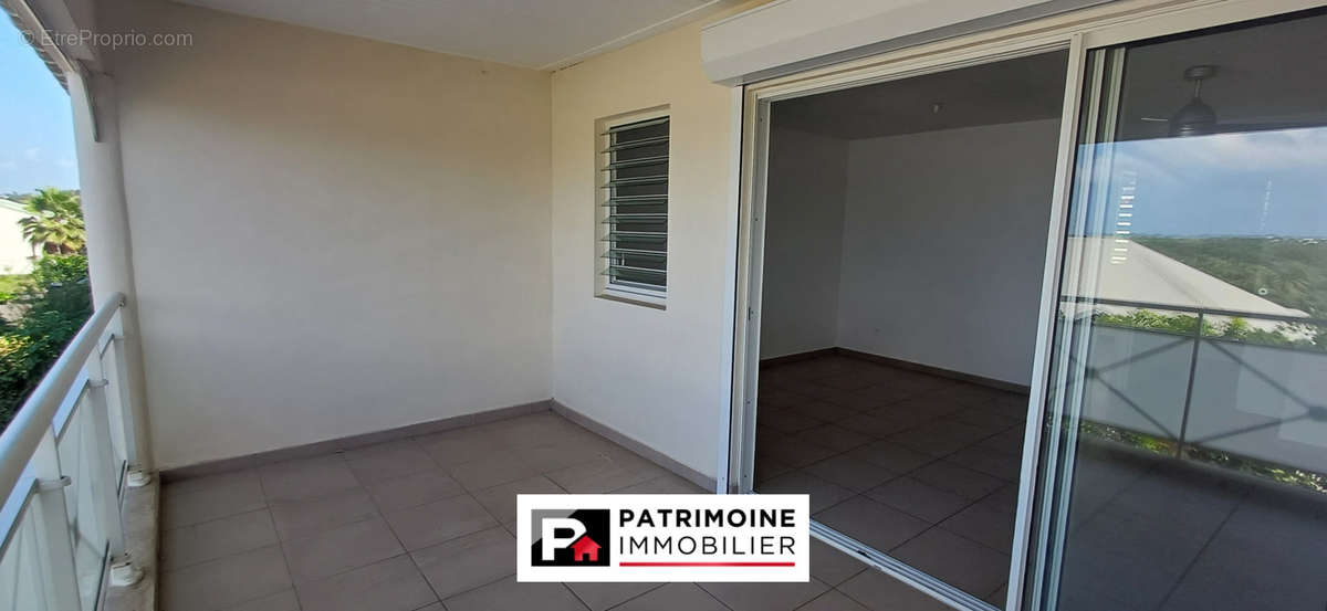 Appartement à PETIT-BOURG