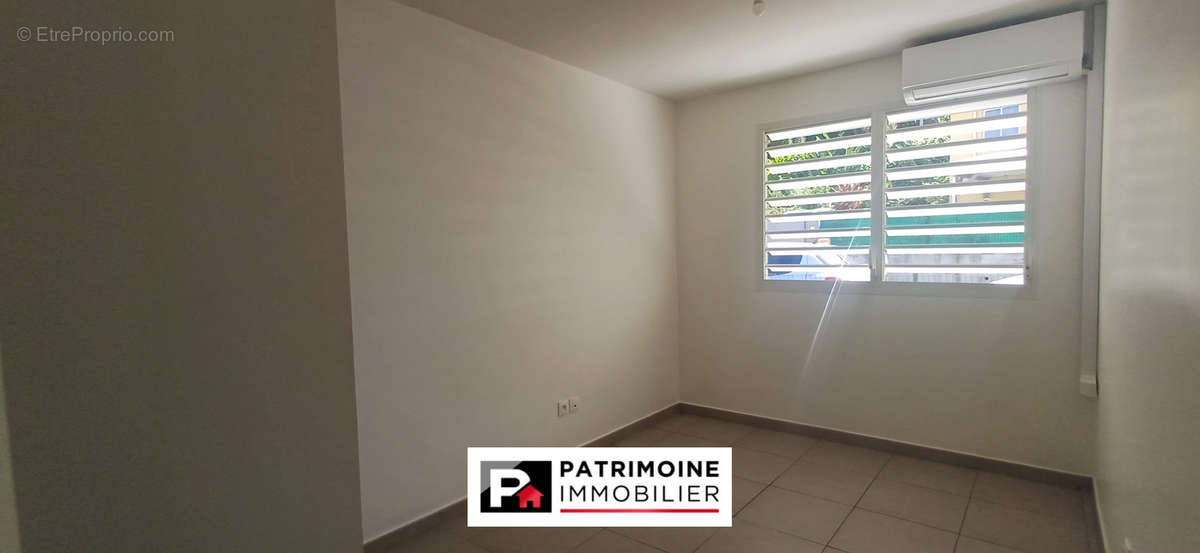 Appartement à PETIT-BOURG