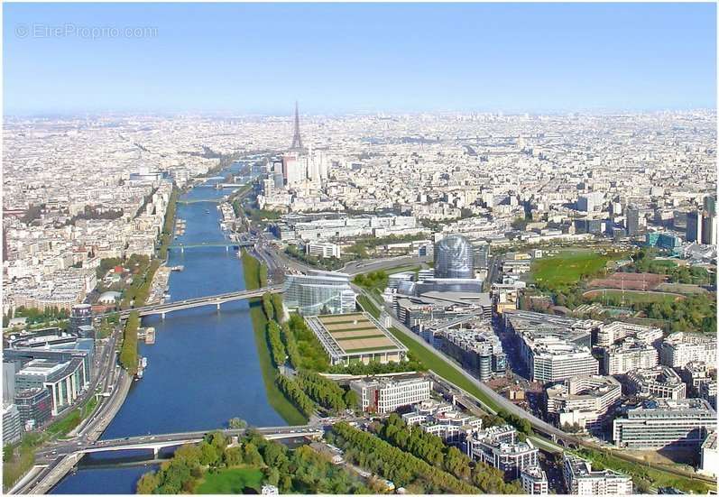 Appartement à ISSY-LES-MOULINEAUX