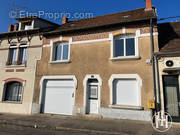 Maison à SAINT-AMAND-MONTROND