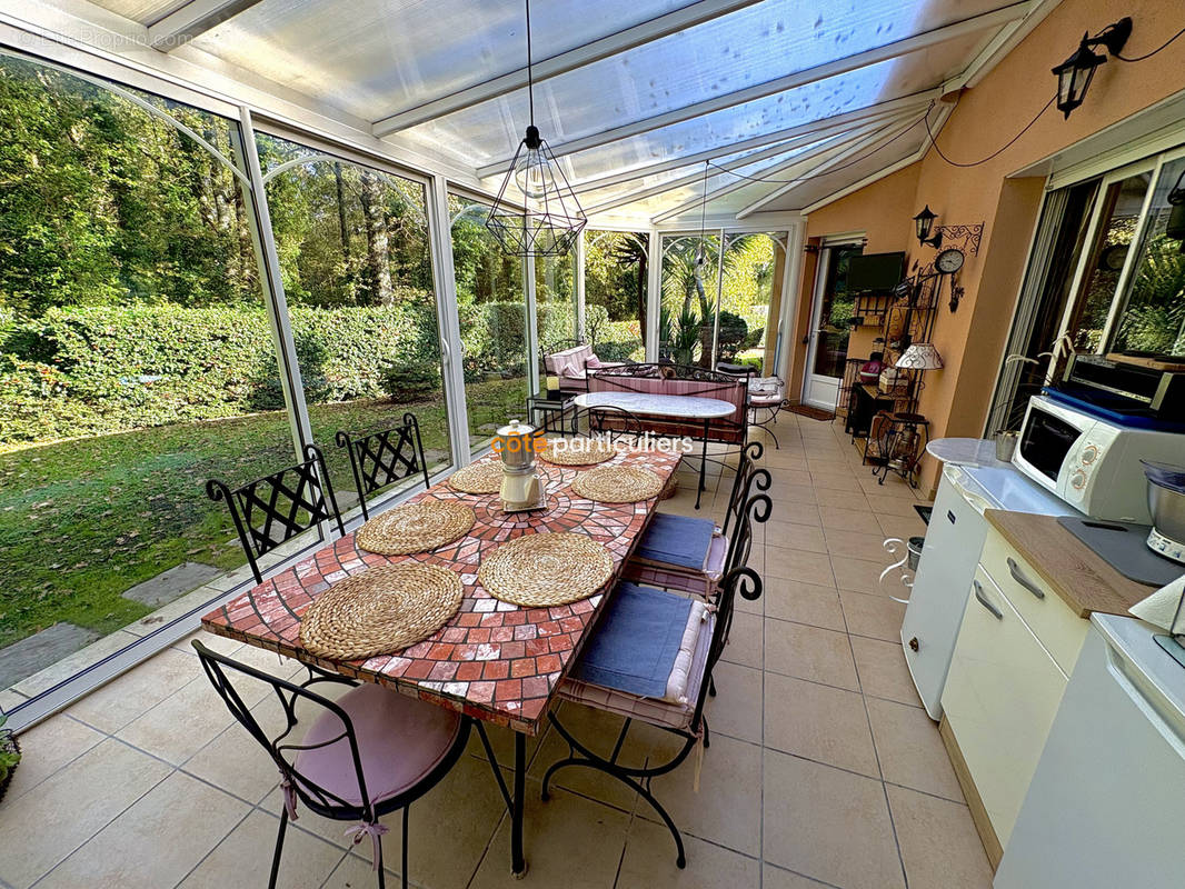 Maison à JAU-DIGNAC-ET-LOIRAC