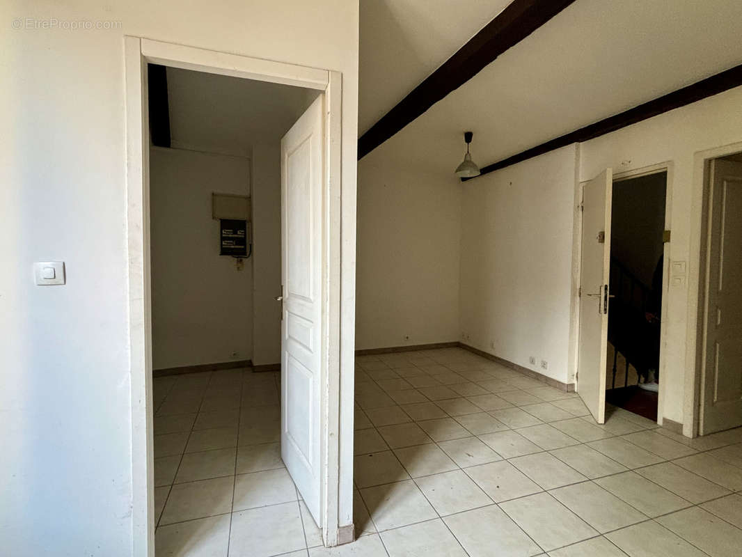 Appartement à VIAS