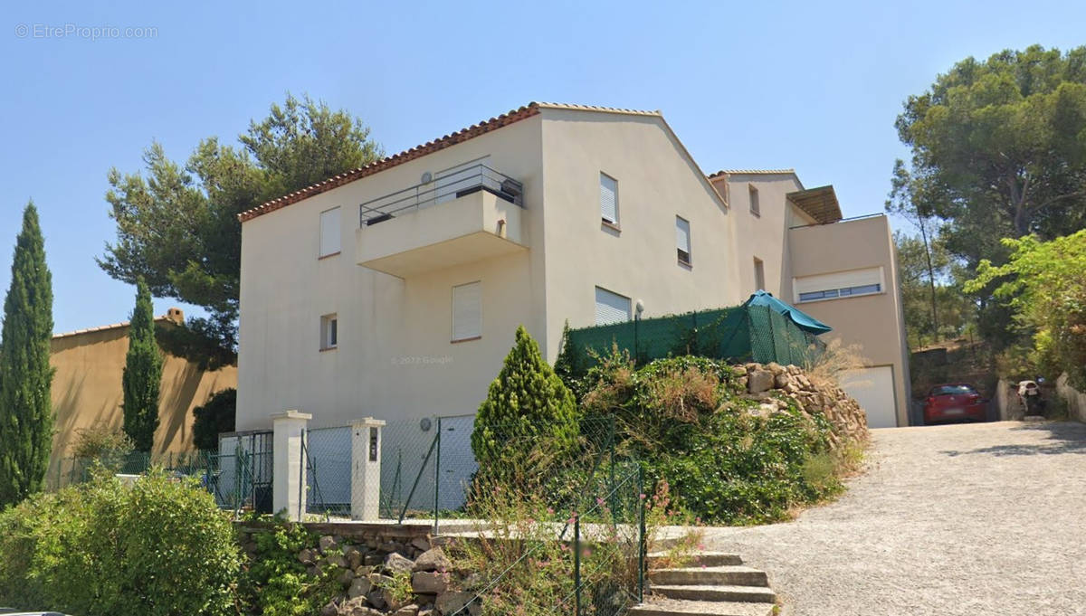 Appartement à LA VALETTE-DU-VAR