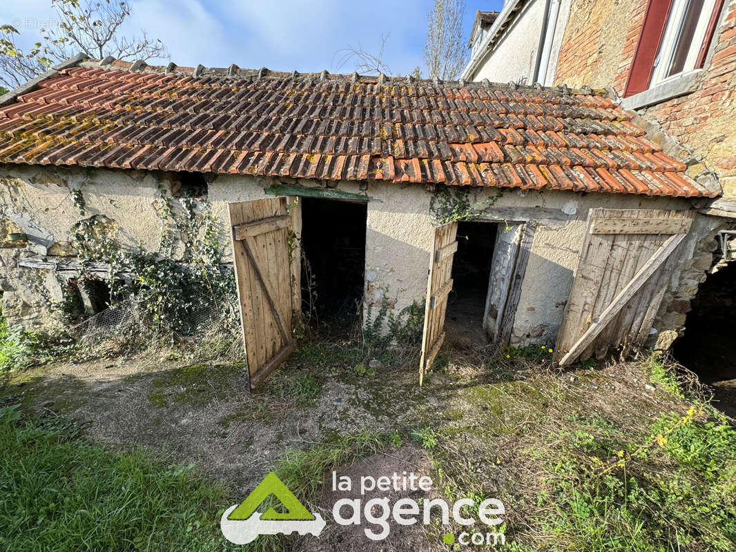 Maison à CEAULMONT