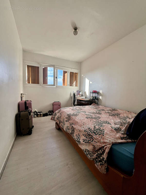 Appartement à MARSEILLE-15E