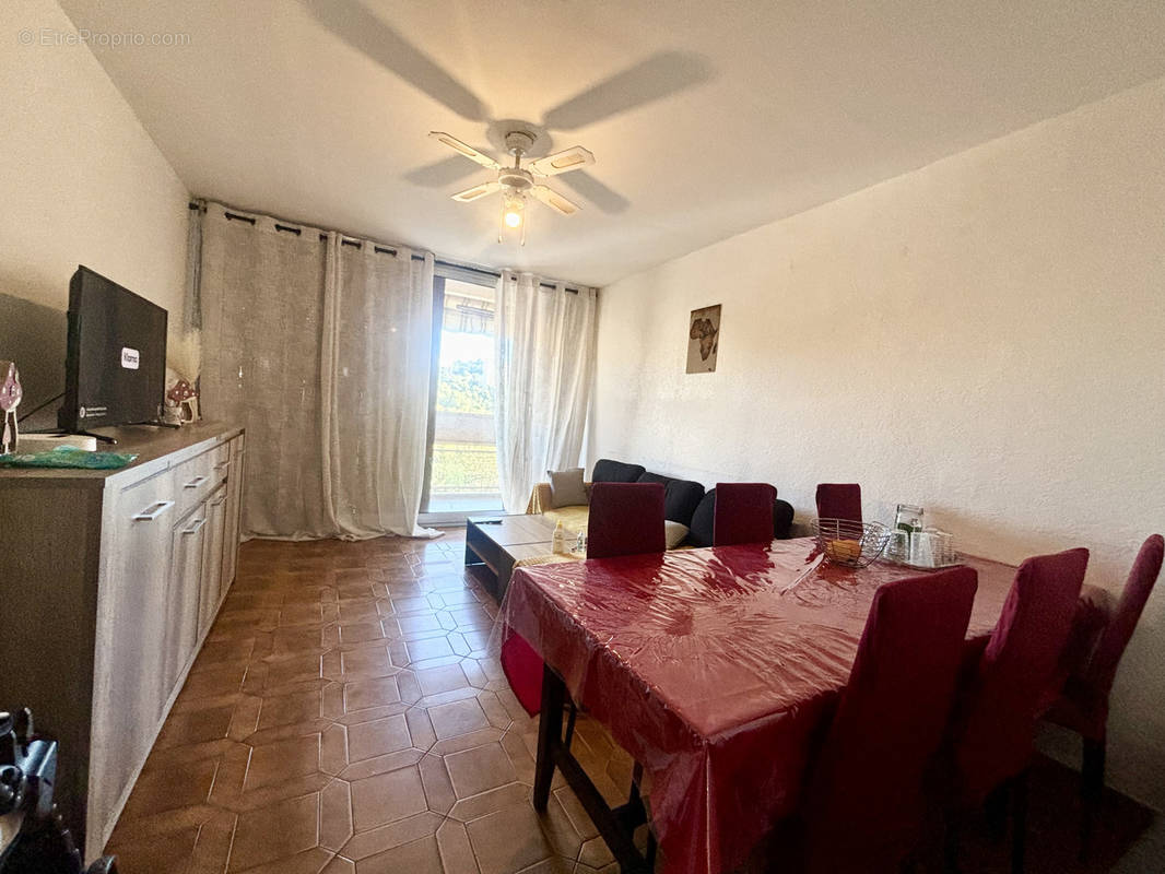 Appartement à MARSEILLE-15E