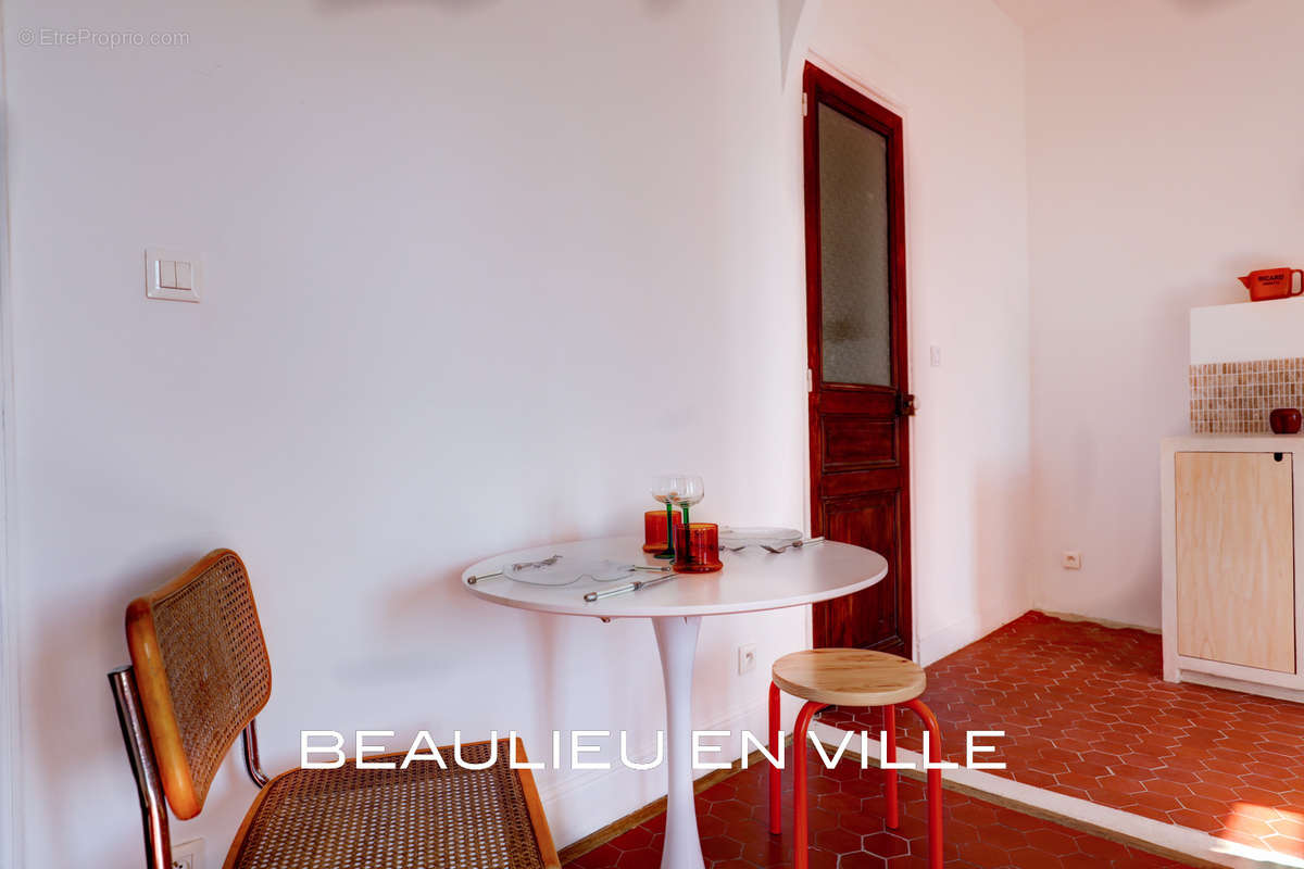 Appartement à MARSEILLE-6E