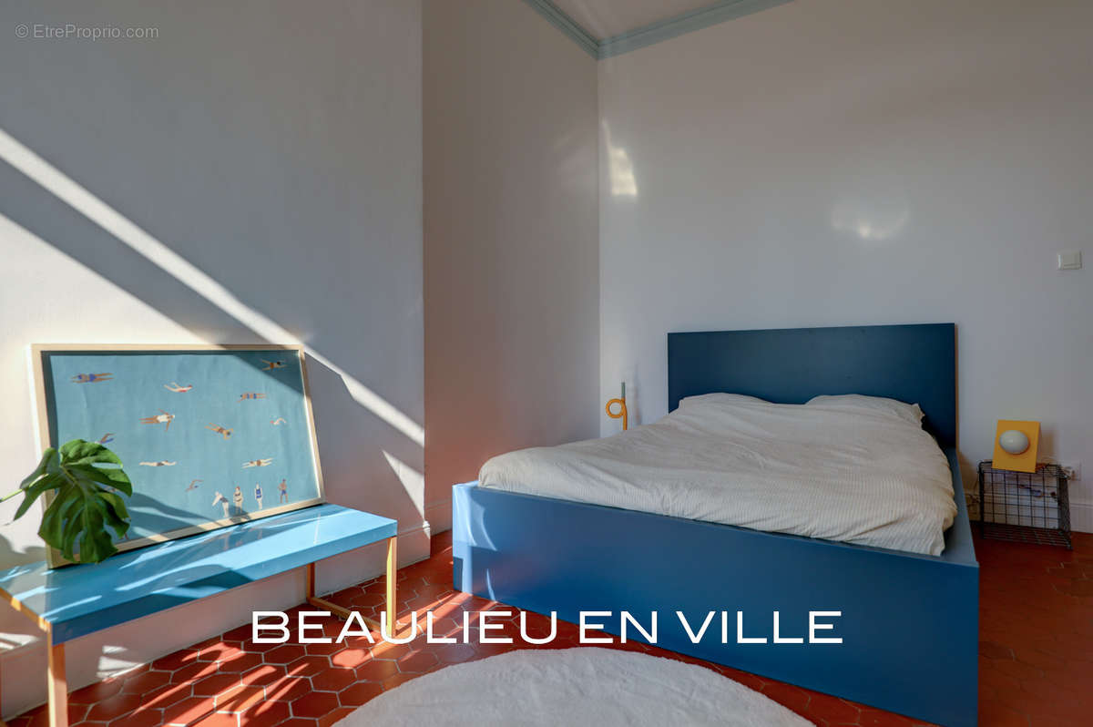 Appartement à MARSEILLE-6E