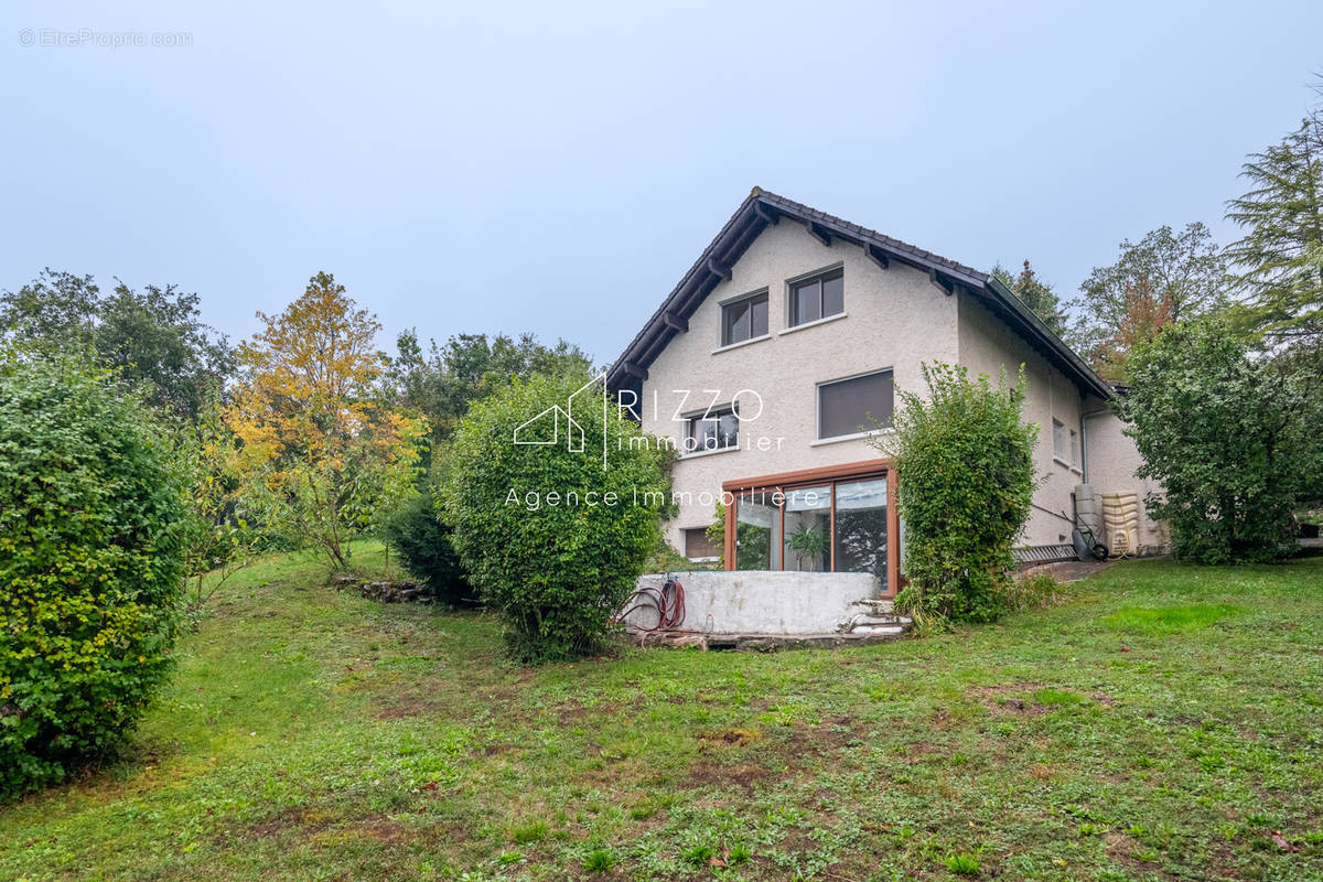 Maison à ECHENEVEX