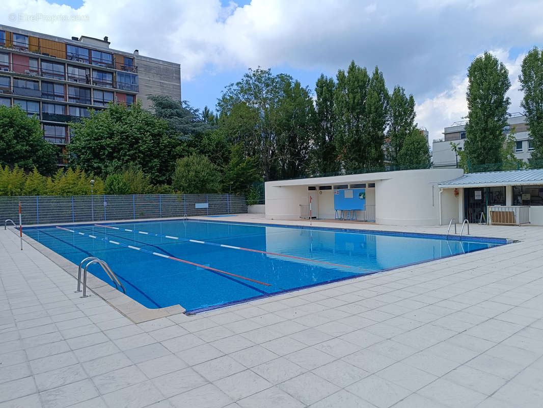 Appartement à FONTENAY-LE-FLEURY