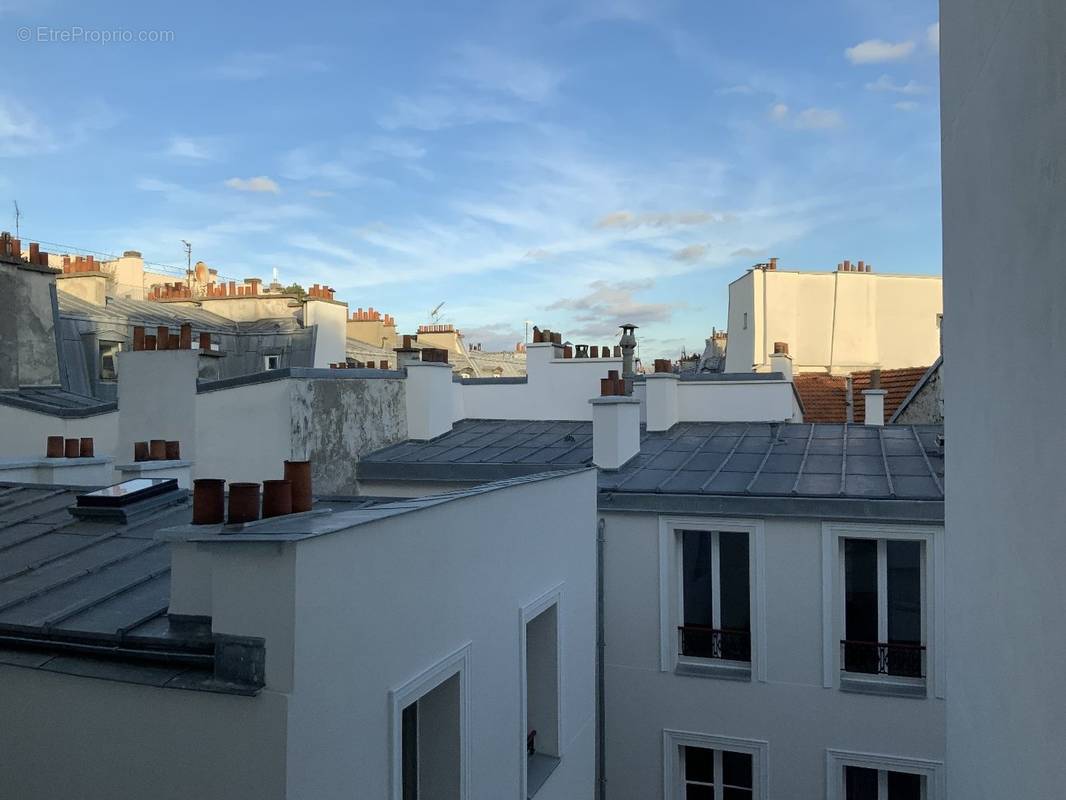 Appartement à PARIS-18E