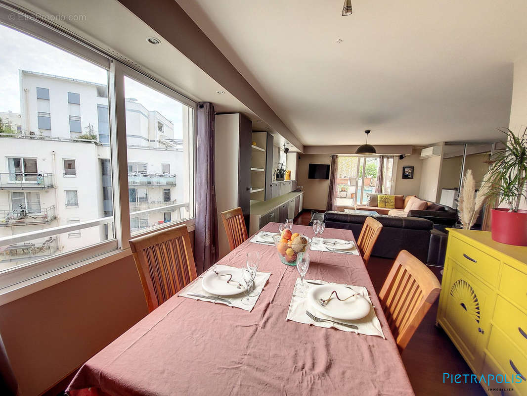 Appartement à LYON-8E