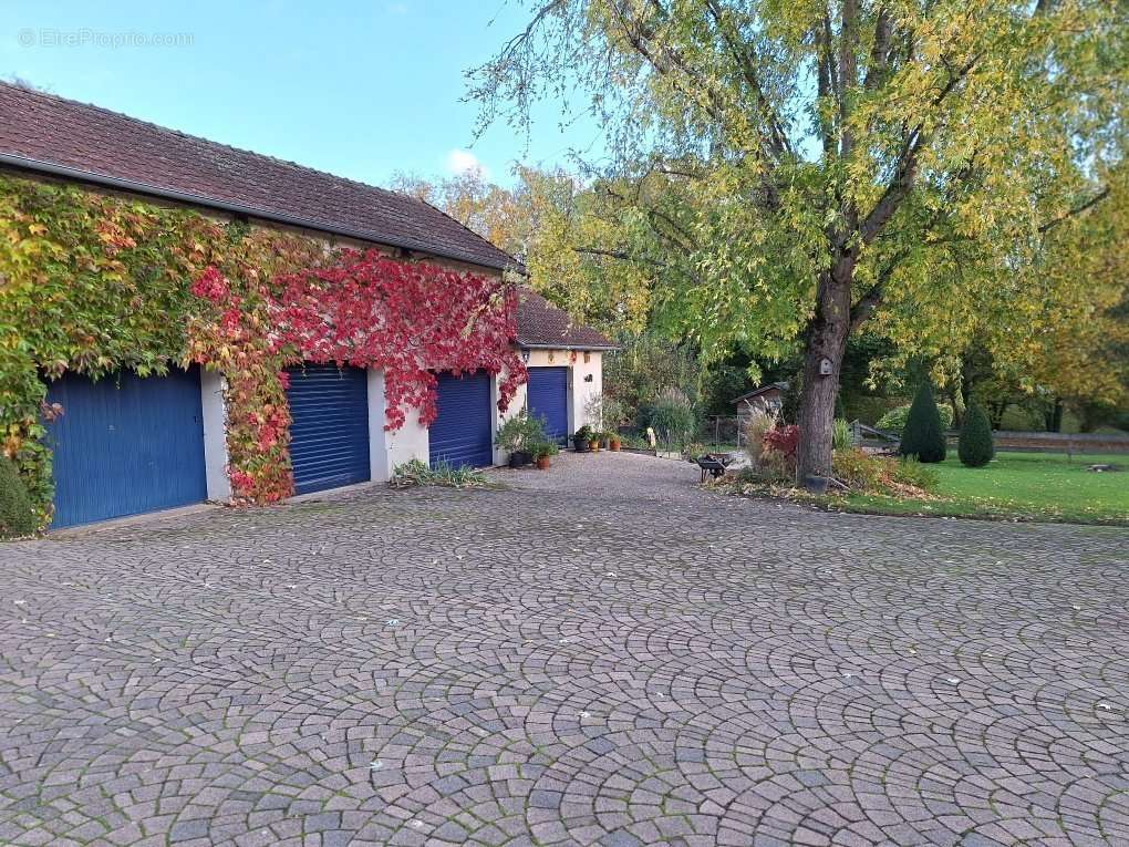 Maison à CHABLIS