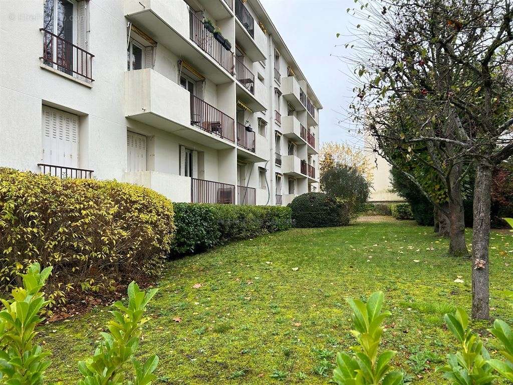 Appartement à LE VESINET