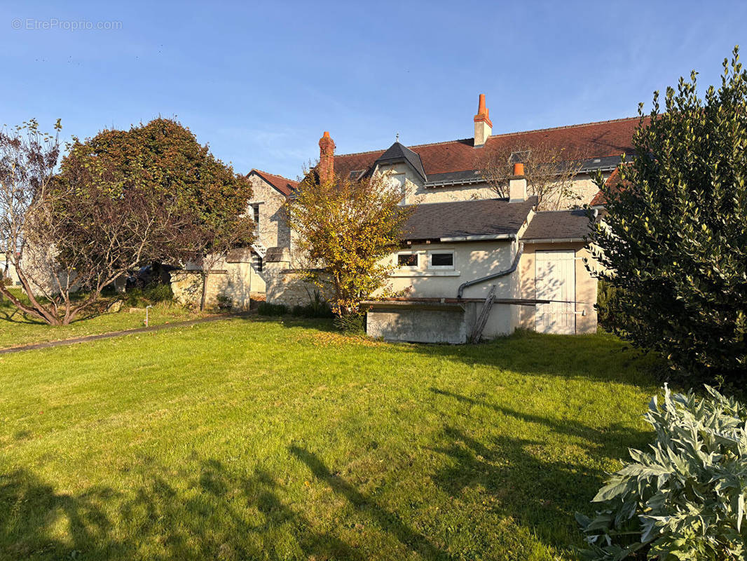 Maison à SAINTE-MAURE-DE-TOURAINE