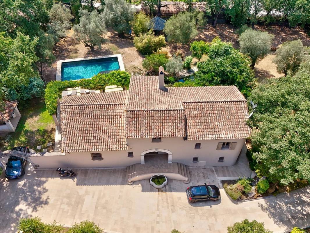 Maison à MOUGINS