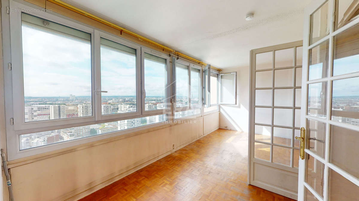 Appartement à PARIS-19E