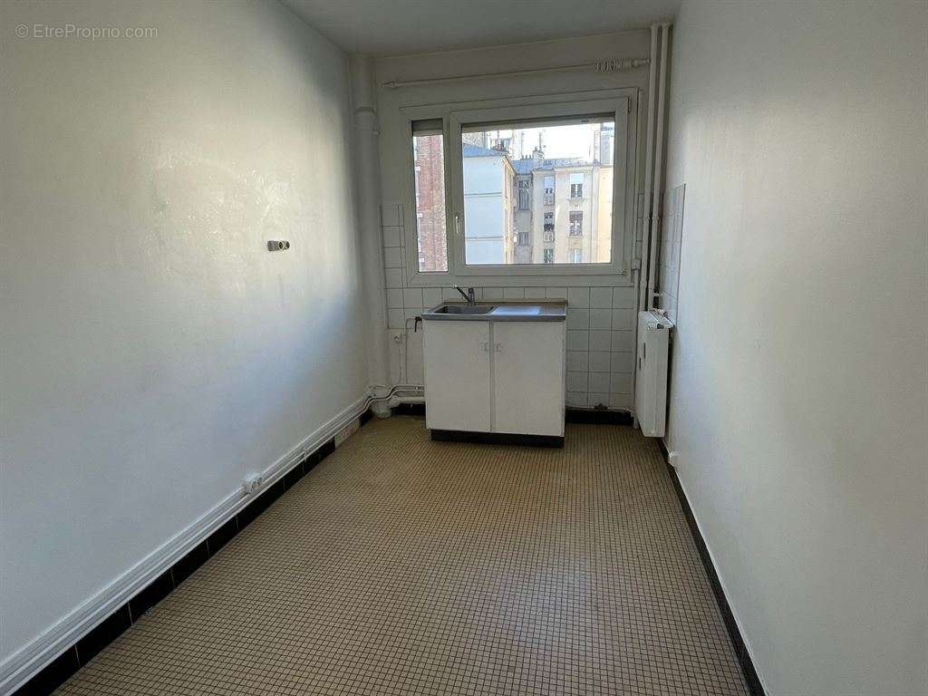 Appartement à PARIS-12E