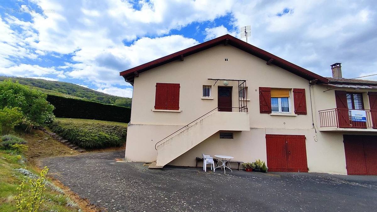 Maison à QUINCIE-EN-BEAUJOLAIS