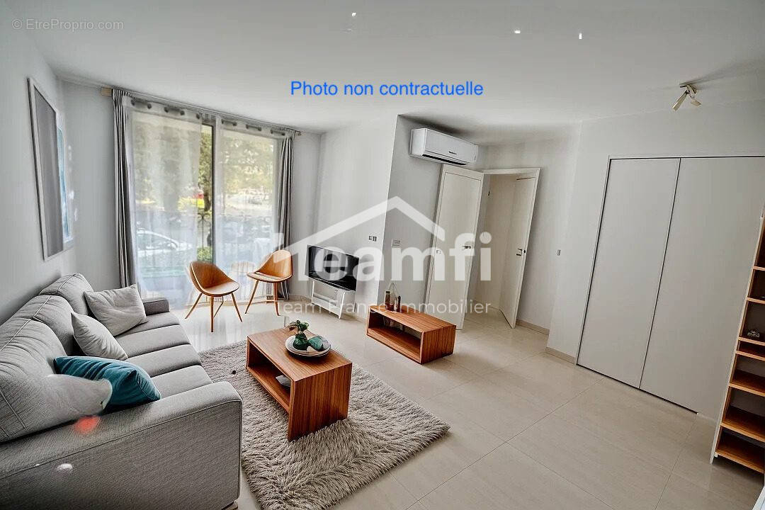 Appartement à FREJUS