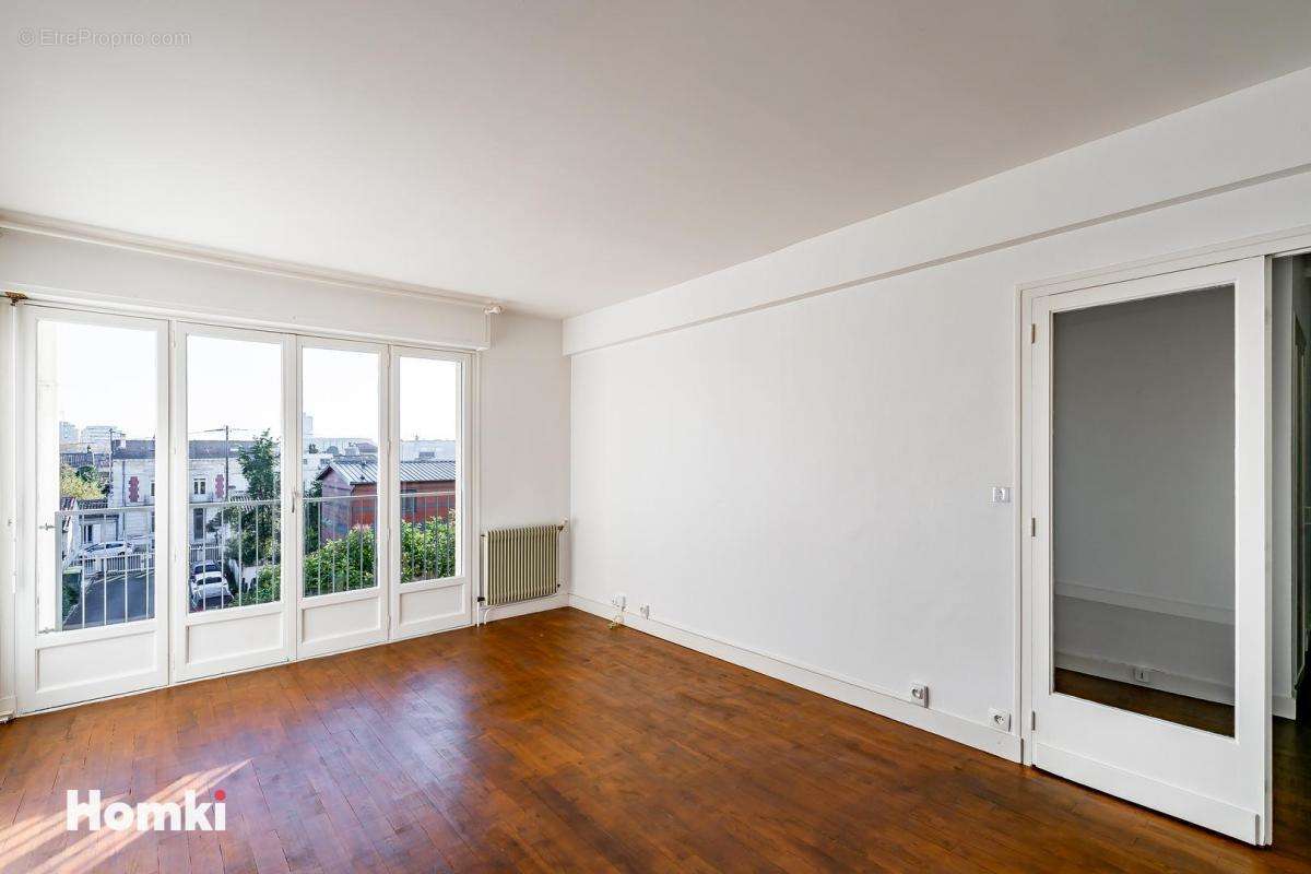 Appartement à BORDEAUX