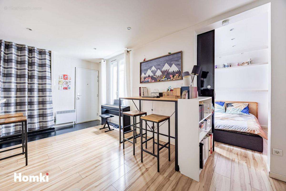 Appartement à PARIS-19E