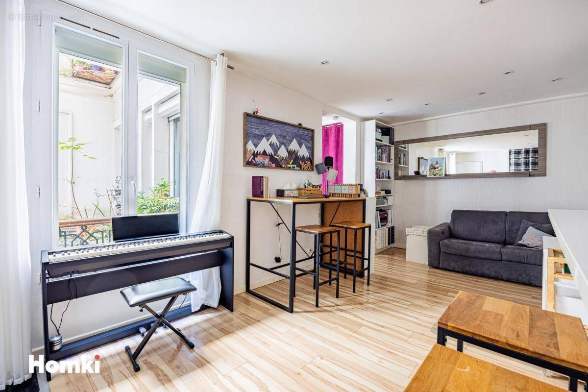 Appartement à PARIS-19E