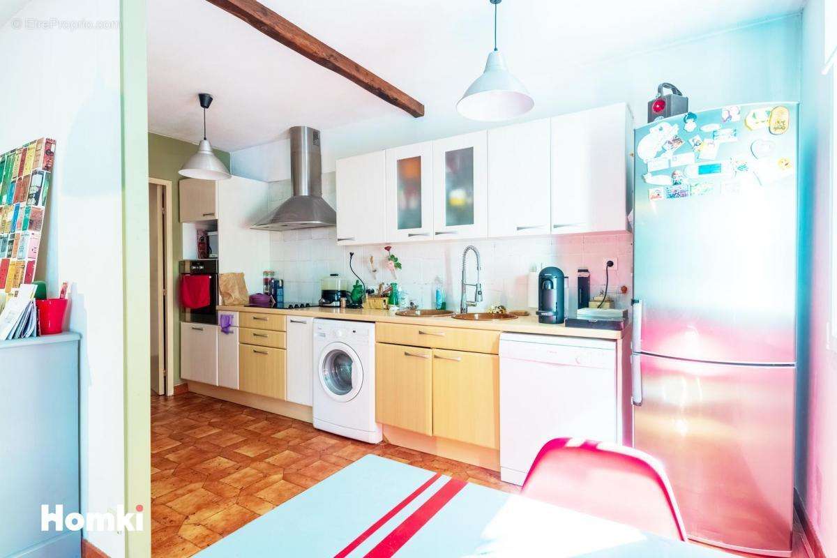 Appartement à MARSEILLE-8E