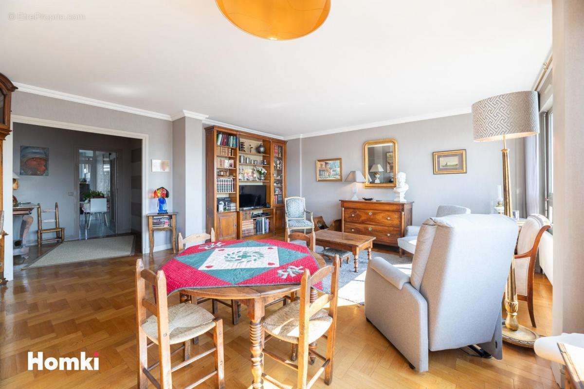 Appartement à LYON-6E