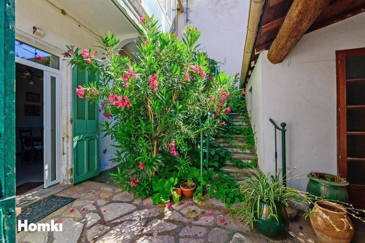 Maison à NIMES