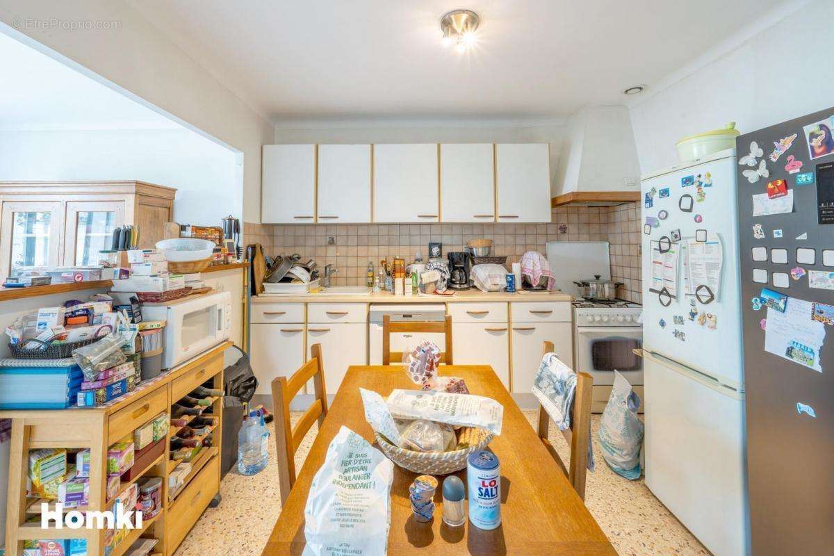 Appartement à MORIERES-LES-AVIGNON