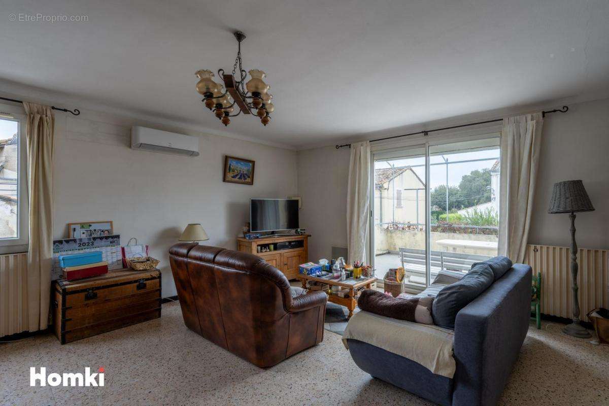 Appartement à MORIERES-LES-AVIGNON