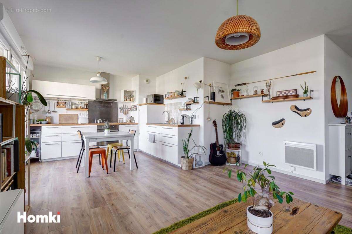 Appartement à MARSEILLE-13E