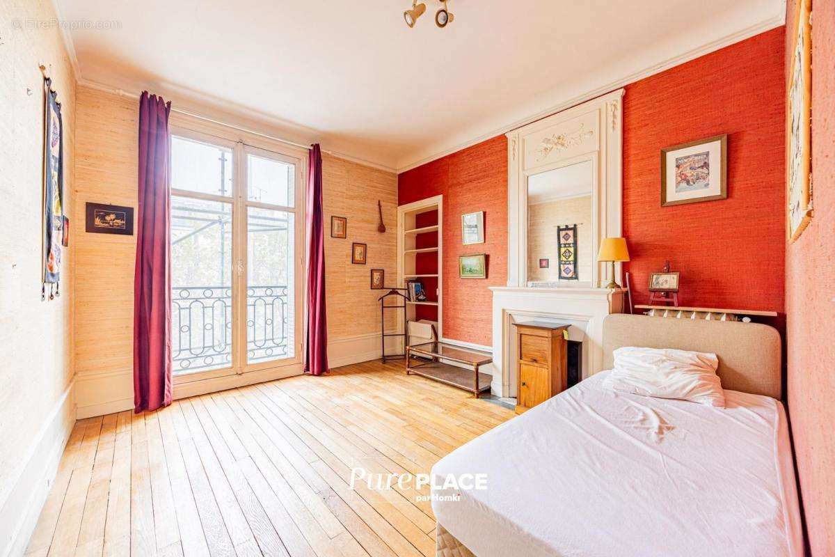 Appartement à PARIS-11E