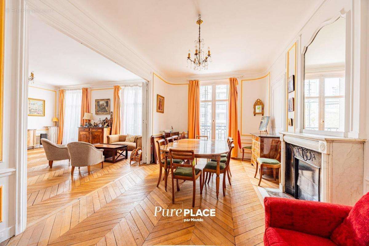 Appartement à PARIS-11E