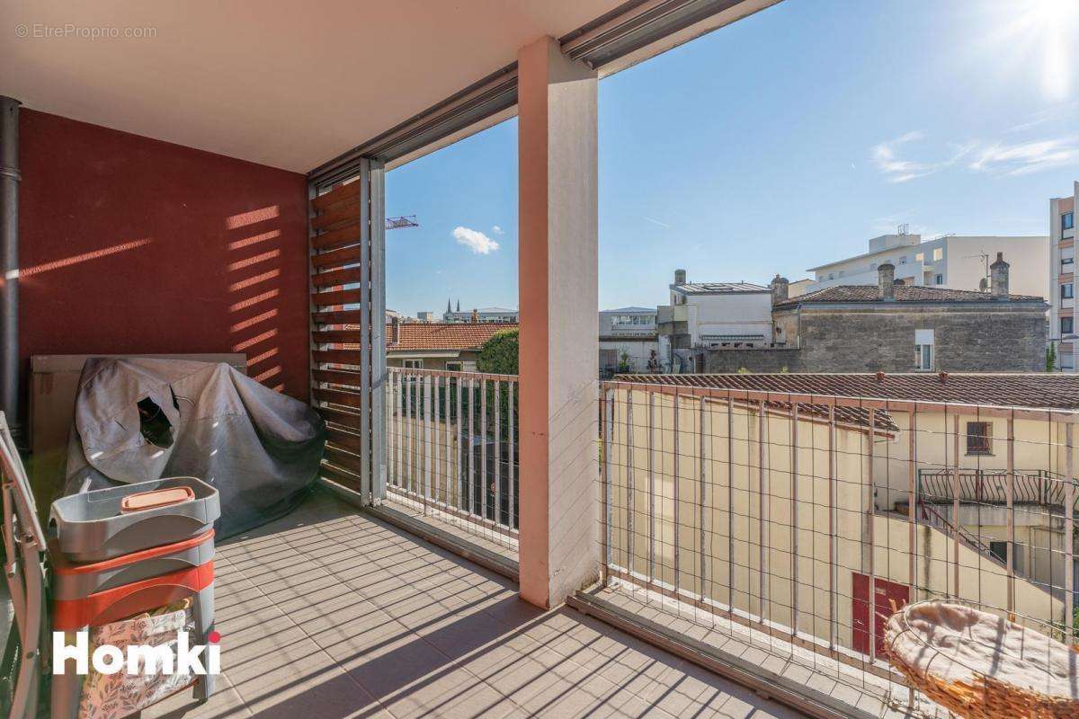 Appartement à BORDEAUX