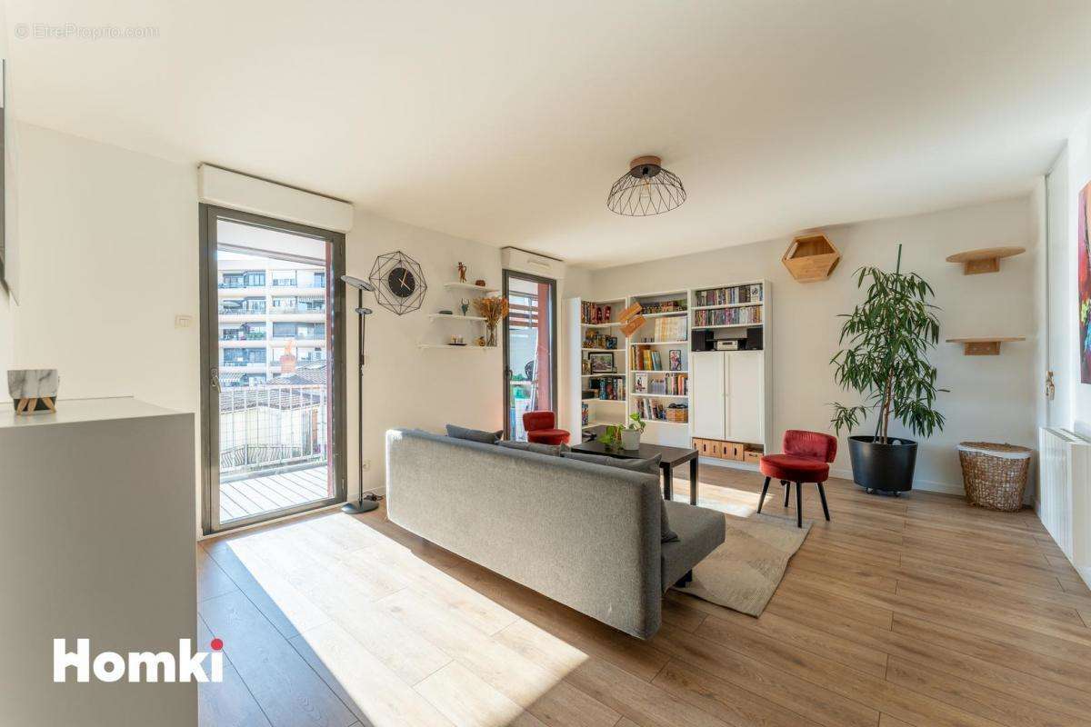 Appartement à BORDEAUX