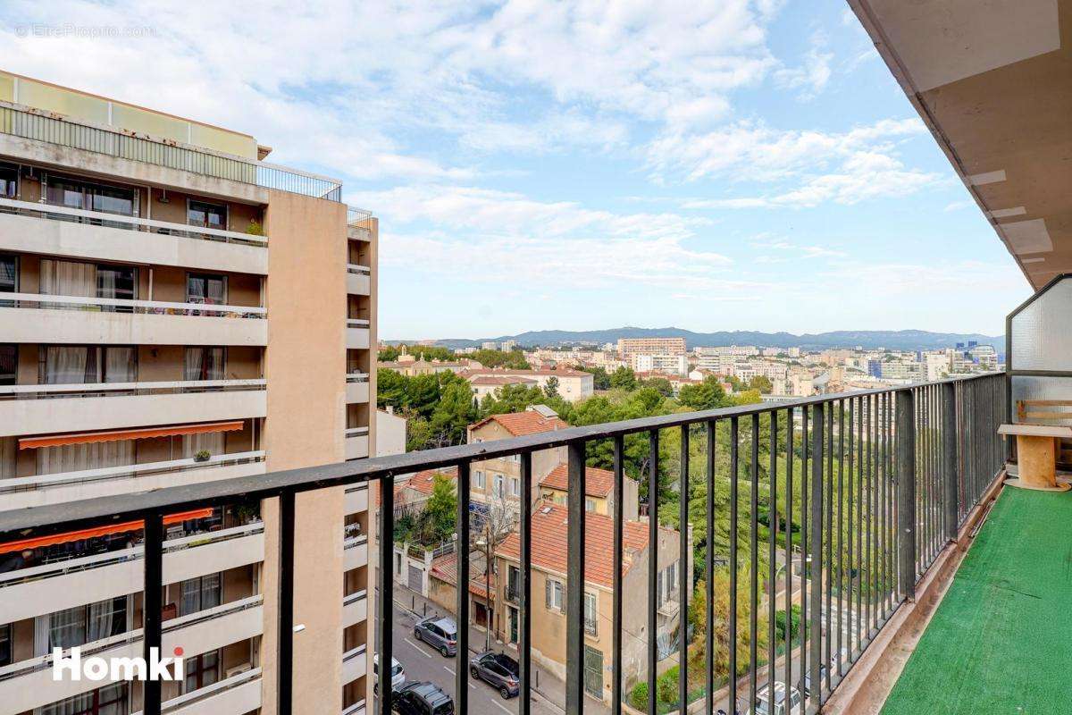 Appartement à MARSEILLE-4E