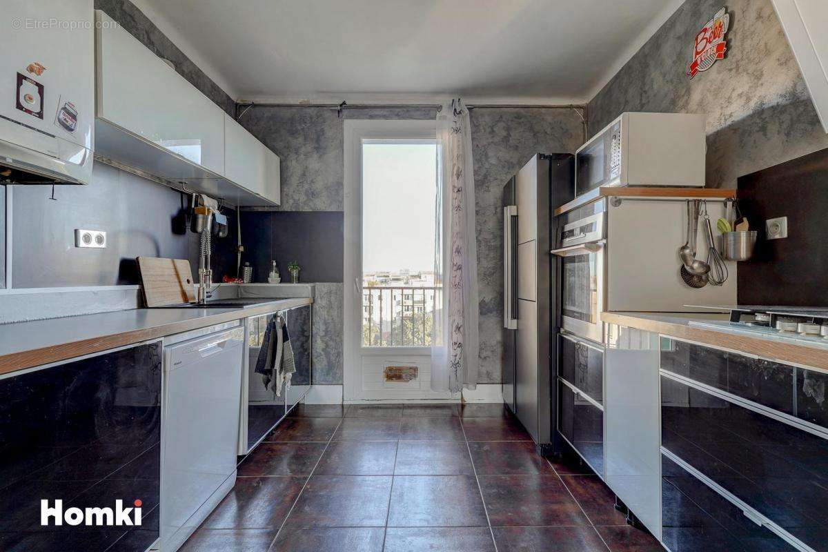 Appartement à MARSEILLE-7E