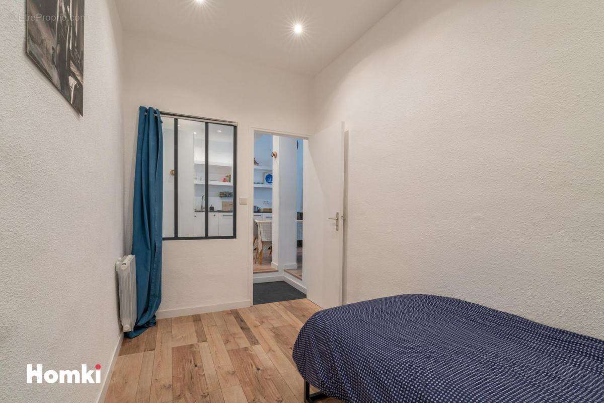 Appartement à MARSEILLE-2E