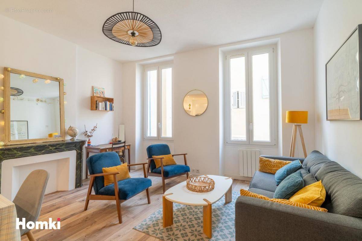 Appartement à MARSEILLE-2E