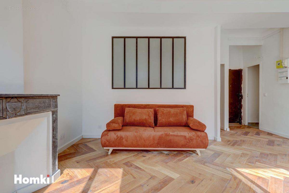 Appartement à MARSEILLE-7E