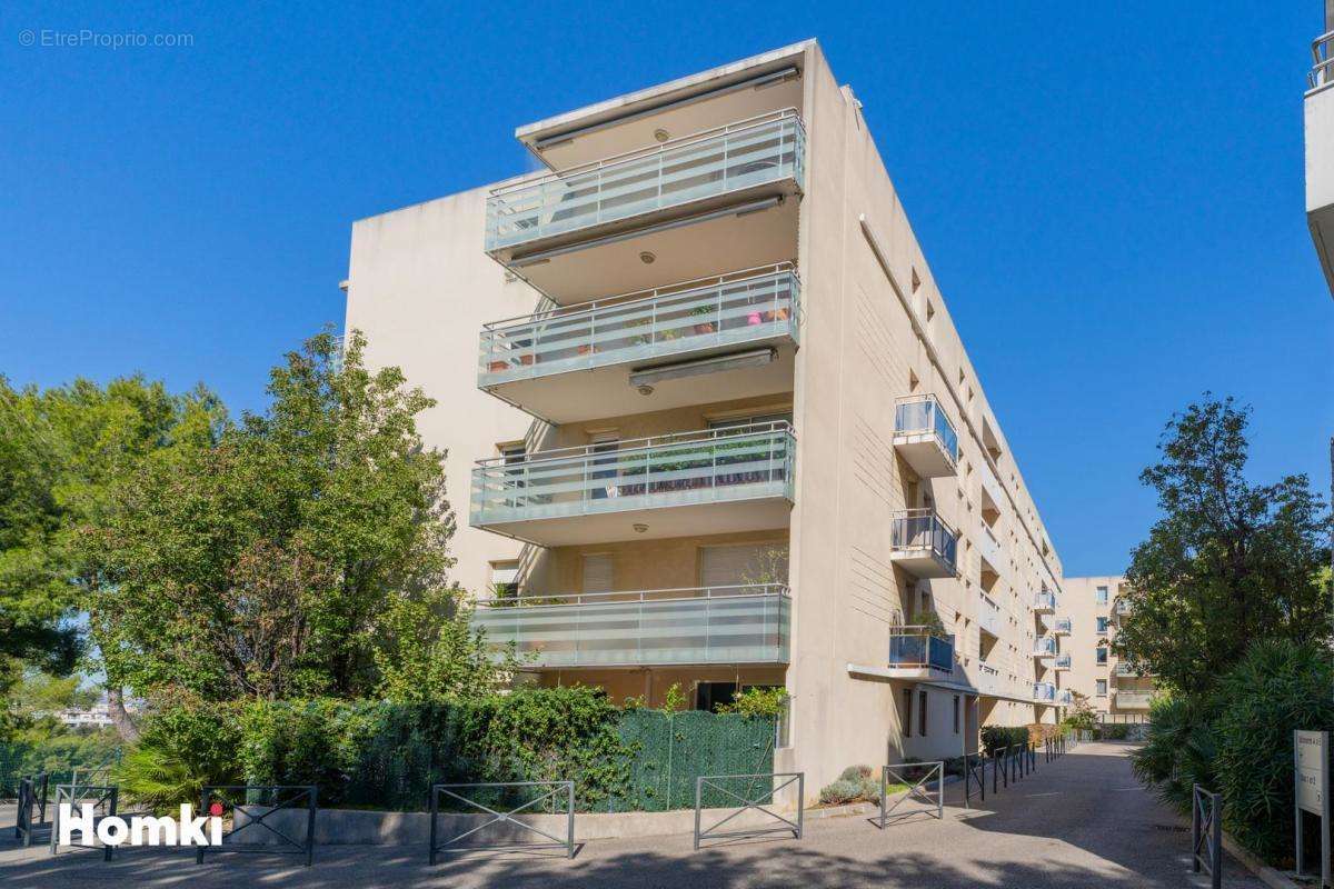 Appartement à MARSEILLE-9E