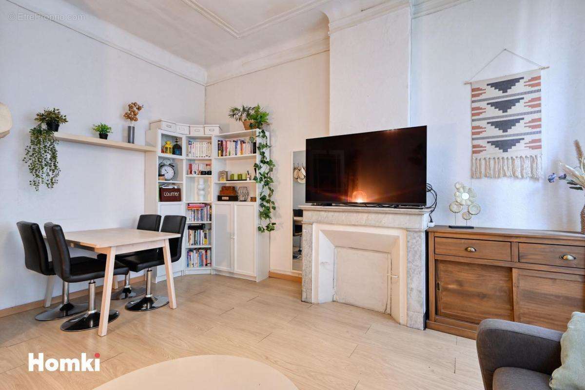 Appartement à MARSEILLE-6E